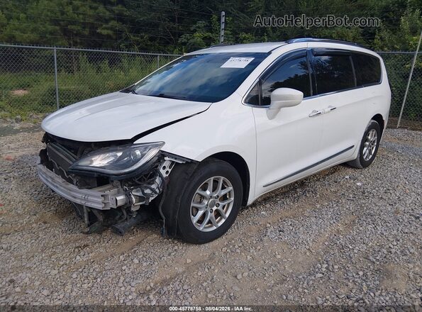 2C4RC1BG2LR140091 2020 CHRYSLER PACIFICA White Vista tres cuartos delantera izquierda