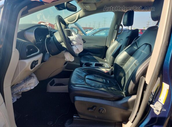 2C4RC1BG2NR219831 2022 CHRYSLER PACIFICA Blue Vista interior delantera