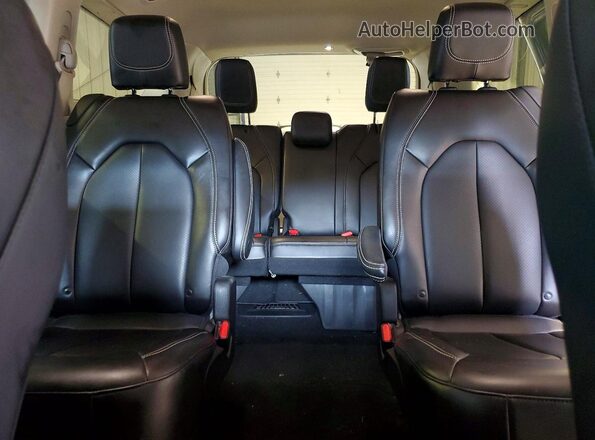 2C4RC1BG2PR502717 2023 CHRYSLER PACIFICA Gray Vista de los asientos traseros