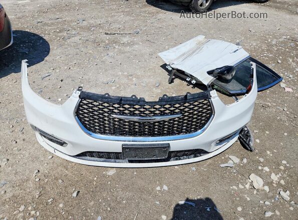2C4RC1BG2RR110887 2024 CHRYSLER PACIFICA White Widok naklejki z numerem VIN