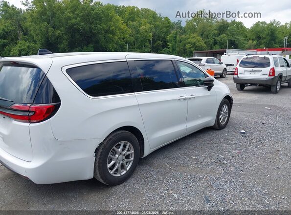 2C4RC1BG2VR562753 2027 CHRYSLER PACIFICA White Задня права чверть