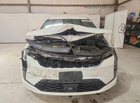 2C4RC1BG2VR567452 2027 CHRYSLER PACIFICA White უკანა ხედი