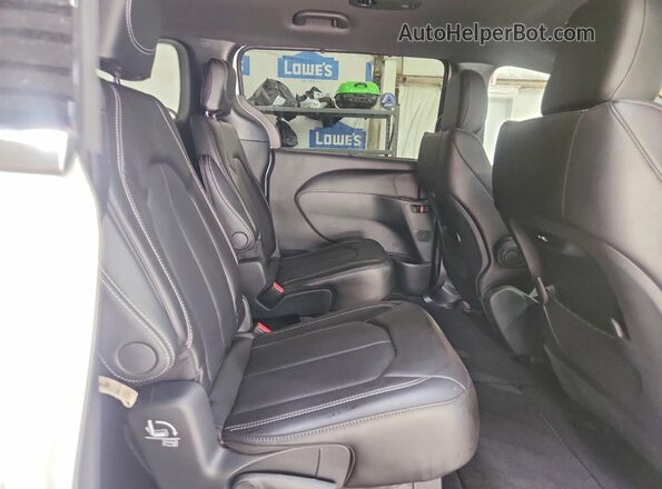 2C4RC1BG2VR567452 2027 CHRYSLER PACIFICA White ძრავის განყოფილების ხედი