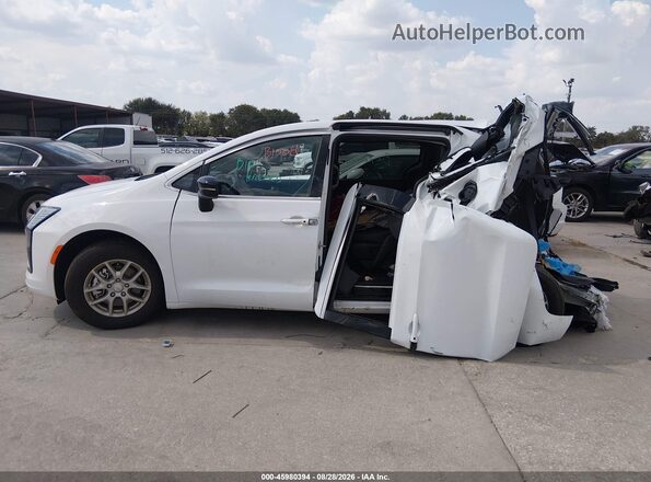 2C4RC1BG2VR572554 2027 CHRYSLER PACIFICA Белый Вид задней части салона