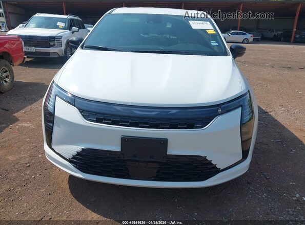 2C4RC1BG2VR575826 2027 CHRYSLER PACIFICA White Սարքավորումների վահանակի տեսք