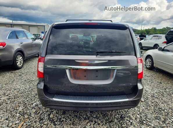 2C4RC1BG3GR263906 2016 CHRYSLER TOWN Gray Rear view