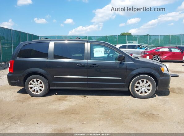 2C4RC1BG3GR289728 2016 CHRYSLER TOWN & COUNTRY Black Rear interior view