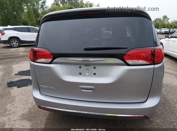 2C4RC1BG3JR315607 2018 CHRYSLER PACIFICA Silver 