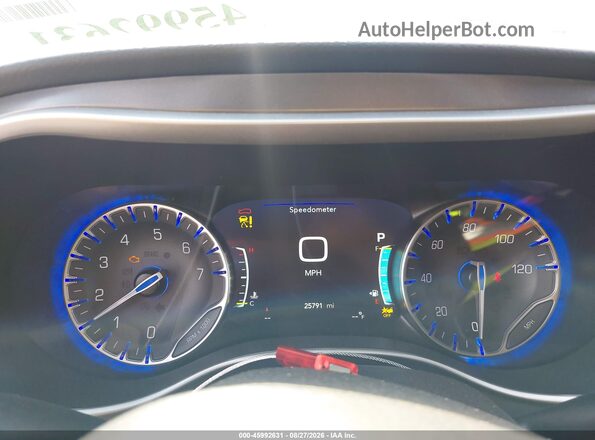 2C4RC1BG3TR204557 2026 CHRYSLER PACIFICA White Вид задніх сидінь