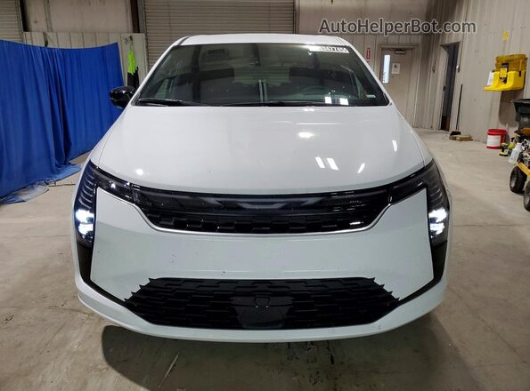 2C4RC1BG3VR571610 2027 CHRYSLER PACIFICA White Вид спереду