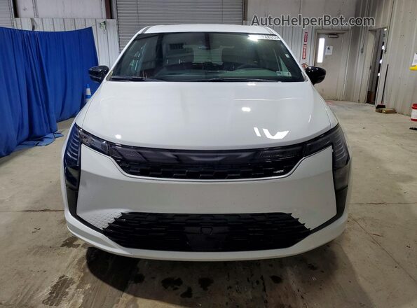 2C4RC1BG3VR577164 2027 CHRYSLER PACIFICA White Դիմացի տեսք