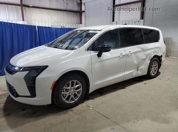 2C4RC1BG3VR577164 2027 CHRYSLER PACIFICA White Սալոնի 360 աստիճան տեսք