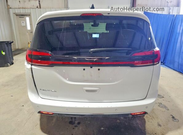 2C4RC1BG3VR577164 2027 CHRYSLER PACIFICA White Հետևի տեսք