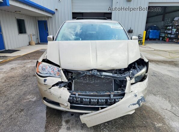 2C4RC1BG4GR212821 2016 CHRYSLER TOWN Beige Widok z przodu