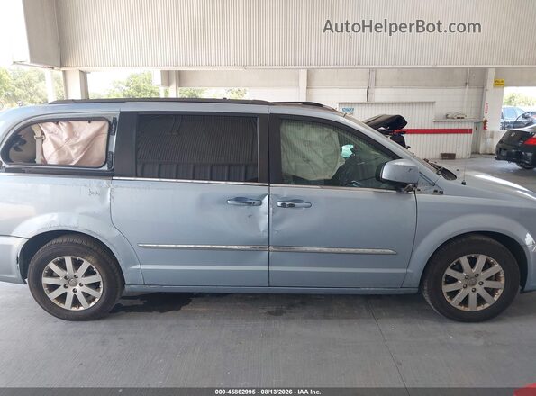 2C4RC1BG4GR222068 2016 CHRYSLER TOWN & COUNTRY Light Blue Widok wnętrza z tyłu