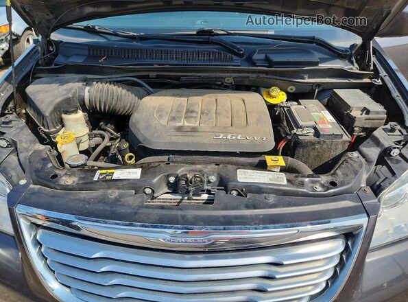 2C4RC1BG4GR247052 2016 CHRYSLER TOWN Серый 