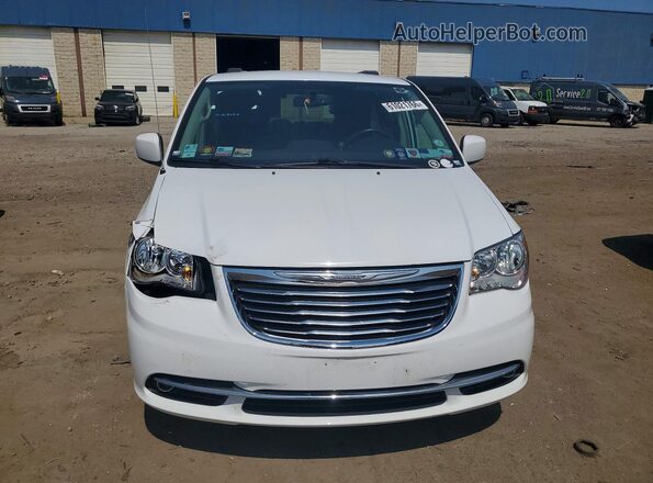 2C4RC1BG4GR281735 2016 CHRYSLER TOWN White Vista frontal