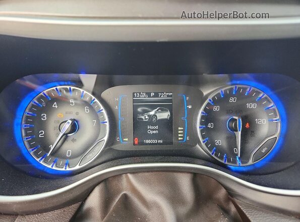 2C4RC1BG4HR603324 2017 CHRYSLER PACIFICA Black Widok zestawu wskaźników