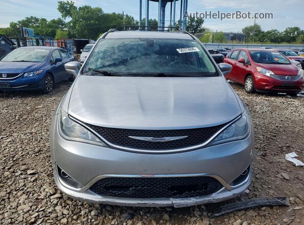 2C4RC1BG4HR747746 2017 CHRYSLER PACIFICA Серебряный Вид спереди