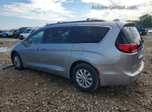2C4RC1BG4HR747746 2017 CHRYSLER PACIFICA Серебряный Задняя левая четверть