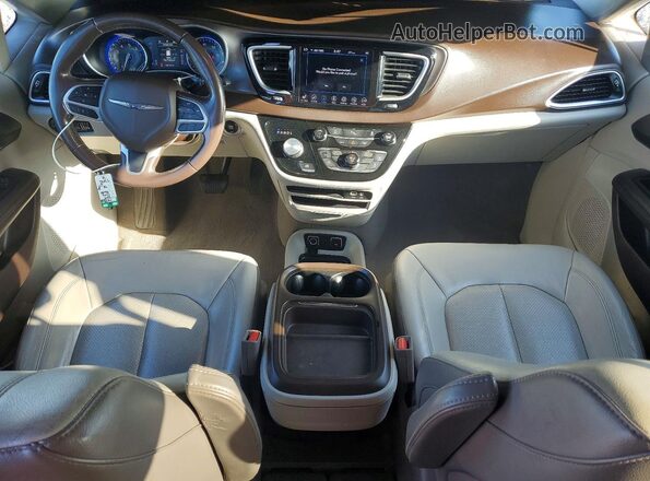 2C4RC1BG4JR113813 2018 CHRYSLER PACIFICA Burgundy Dashboard view