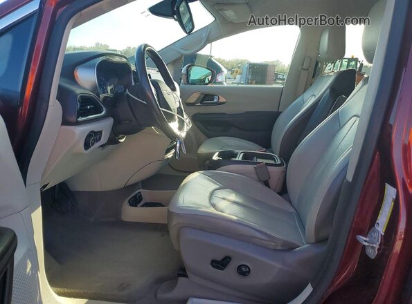 2C4RC1BG4JR113813 2018 CHRYSLER PACIFICA Burgundy Front interior view