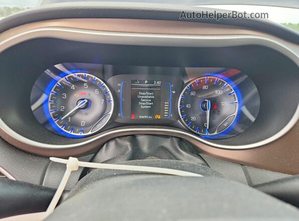 2C4RC1BG4JR188365 2018 CHRYSLER PACIFICA Blue Սարքավորումների վահանակի տեսք