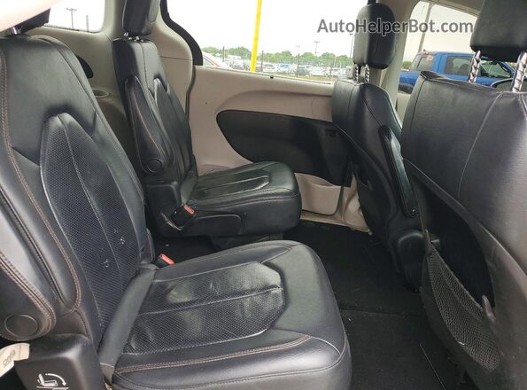 2C4RC1BG4KR731392 2019 CHRYSLER PACIFICA Серый Вид задней части салона