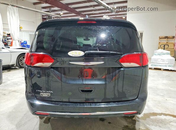 2C4RC1BG4LR106508 2020 CHRYSLER PACIFICA Black Вид ззаду