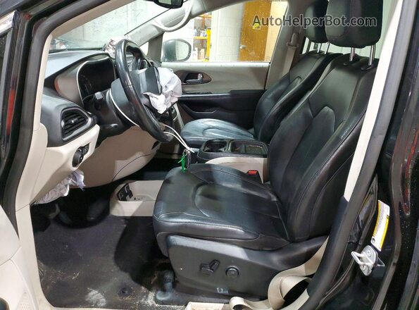 2C4RC1BG4LR106508 2020 CHRYSLER PACIFICA Black Вид салону спереду