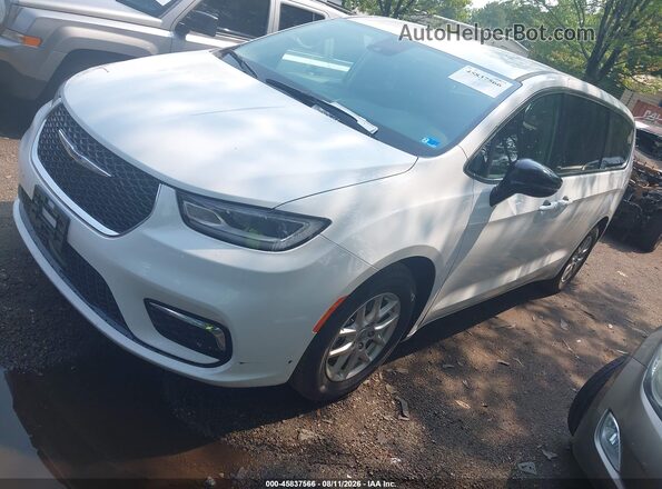 2C4RC1BG4RR123219 2024 CHRYSLER PACIFICA White Front left