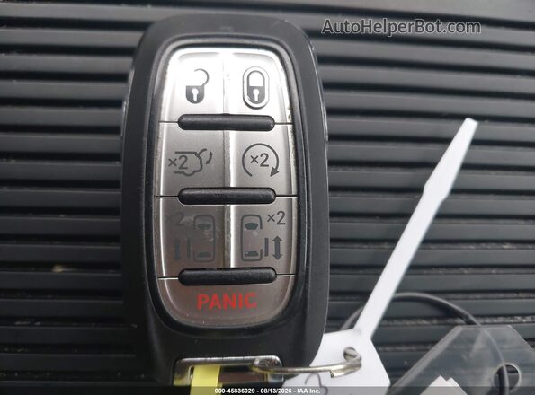 2C4RC1BG4RR149089 2024 CHRYSLER PACIFICA Серебряный Вид панели приборов