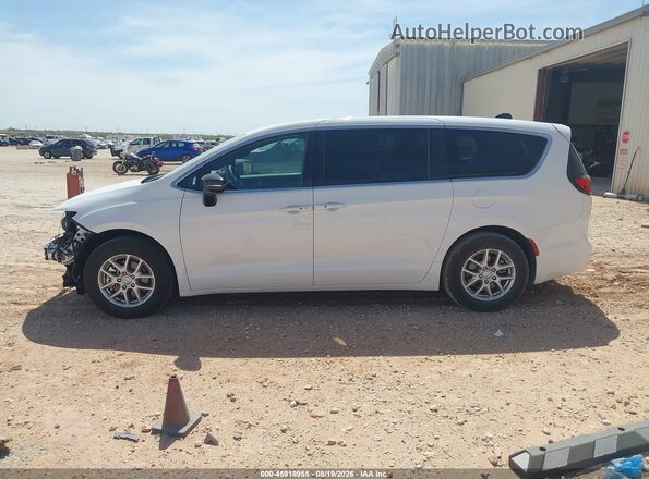2C4RC1BG4TR263374 2026 CHRYSLER PACIFICA White 360 interior view