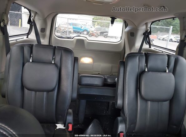 2C4RC1BG5GR127714 2016 CHRYSLER TOWN & COUNTRY Синий Вид наклейки с VIN-кодом