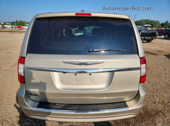 2C4RC1BG5GR199349 2016 CHRYSLER TOWN Желто-коричневый Вид сзади