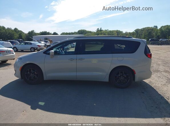 2C4RC1BG5LR122863 2020 CHRYSLER PACIFICA White Панорамний вид салону 360°