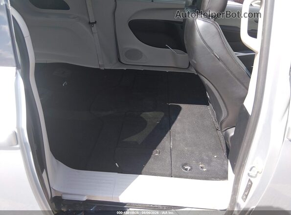 2C4RC1BG5PR532861 2023 CHRYSLER PACIFICA Silver Widok naklejki z numerem VIN
