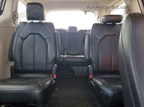 2C4RC1BG5RR167620 2024 CHRYSLER PACIFICA Silver Вид задніх сидінь