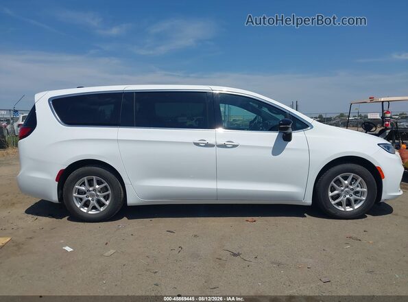 2C4RC1BG5SR552164 2025 CHRYSLER PACIFICA White Rear interior view