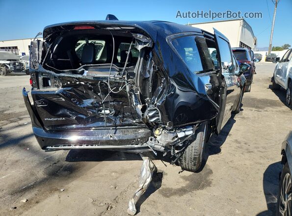 2C4RC1BG5TR281995 2026 CHRYSLER PACIFICA Black 