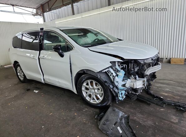 2C4RC1BG5VR562858 2027 CHRYSLER PACIFICA White 