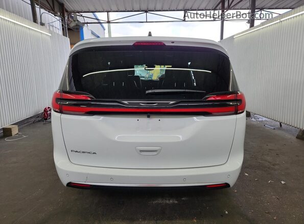 2C4RC1BG5VR562858 2027 CHRYSLER PACIFICA White 