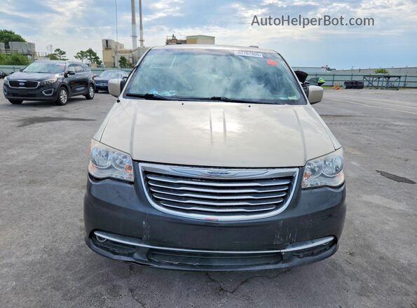 2C4RC1BG6GR186674 2016 CHRYSLER TOWN Tan წინა ხედი