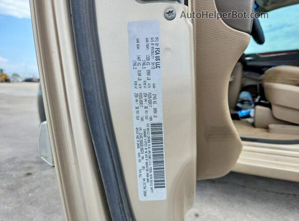 2C4RC1BG6GR186674 2016 CHRYSLER TOWN Tan VIN კოდის სტიკერის ხედი