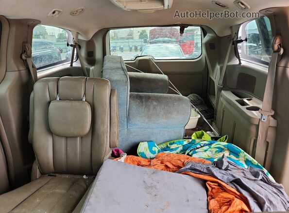 2C4RC1BG6GR186674 2016 CHRYSLER TOWN Tan უკანა სავარძლების ხედი