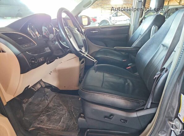 2C4RC1BG6GR229555 2016 CHRYSLER TOWN Black 