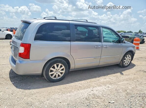 2C4RC1BG6GR280439 2016 CHRYSLER TOWN Silver უკანა მარჯვენა