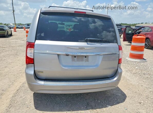 2C4RC1BG6GR280439 2016 CHRYSLER TOWN Silver უკანა ხედი
