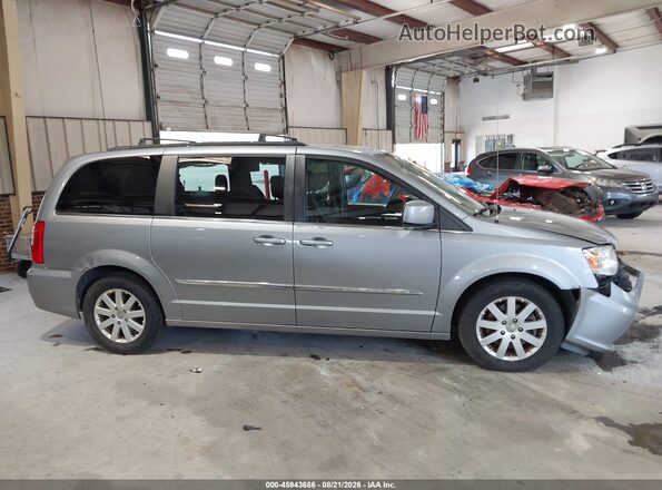 2C4RC1BG6GR288766 2016 CHRYSLER TOWN & COUNTRY Gray Vista interior trasera