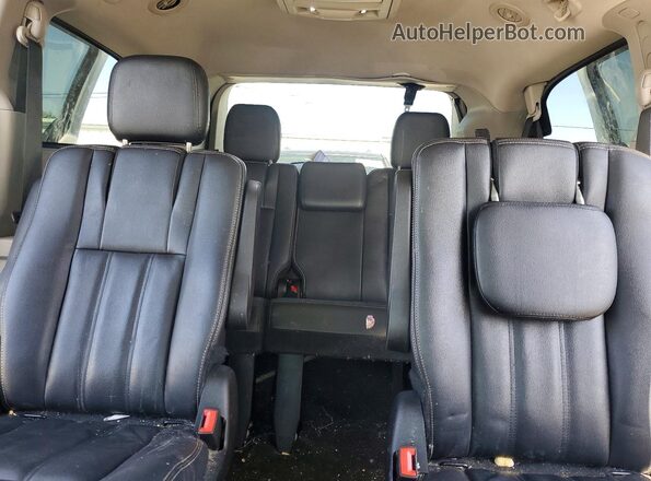 2C4RC1BG6GR292901 2016 CHRYSLER TOWN White Հետևի նստատեղերի տեսք